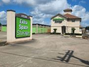 Extra Space Storage - 1238 Farm To Market 1462 Alvin, TX 77511