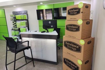 Extra Space Storage - 13033 Jones Road Houston, TX 77070