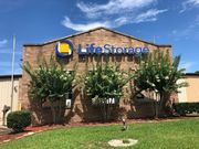 Extra Space Storage - 1655 South Major Drive Beaumont, TX 77707