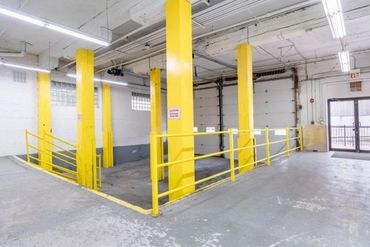 Extra Space Storage - 615 West Pershing Road Chicago, IL 60609