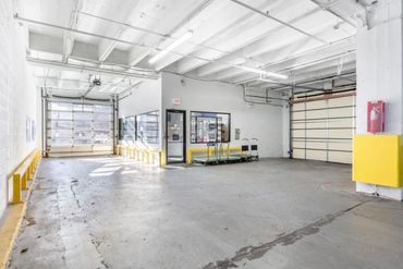 Extra Space Storage - 3626 North Broadway Chicago, IL 60613