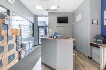 Extra Space Storage - 3626 North Broadway Chicago, IL 60613