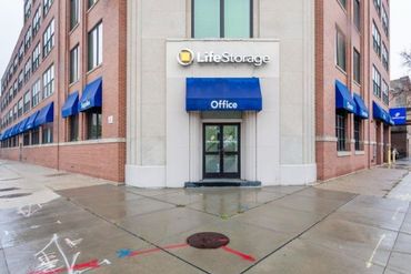 Extra Space Storage - 2361 South State Street Chicago, IL 60616
