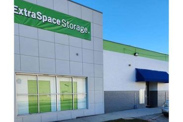 Extra Space Storage - 4500 West Grand Avenue Chicago, IL 60639