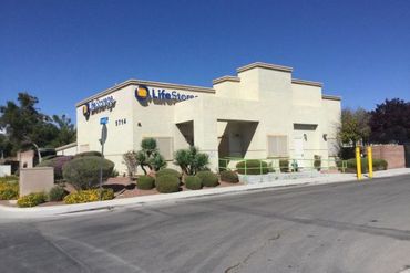 Extra Space Storage - 5714 Ferrell Street North Las Vegas, NV 89031
