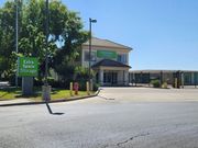 Extra Space Storage - 8960 Calvine Road Sacramento, CA 95829