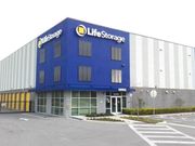 Extra Space Storage - 21370 Walmart Way Lutz, FL 33549