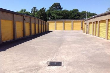 Extra Space Storage - 6333 Spring Cypress Road Spring, TX 77379