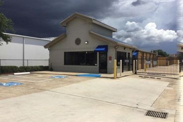 Extra Space Storage - 12711 Westheimer Road Houston, TX 77077