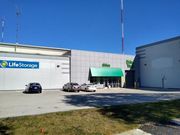 Extra Space Storage - 532 East Capitol Drive Milwaukee, WI 53212