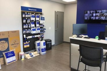 Extra Space Storage - 1587 Tibarron Parkway Southeast Smyrna, GA 30080