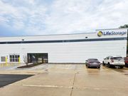 Extra Space Storage - 105 Albrecht Drive Lake Bluff, IL 60044