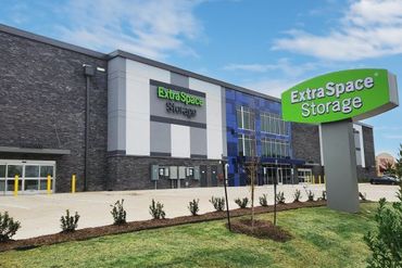 Extra Space Storage - 3307 West Fuqua Street Houston, TX 77045