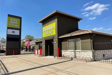 Extra Space Storage - 14318 Texas 249 Houston, TX 77086