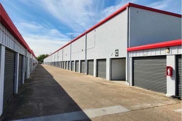 Extra Space Storage - 9951 Harwin Drive Houston, TX 77036