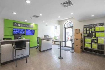 Extra Space Storage - 2165 Jerome Avenue Bronx, NY 10453
