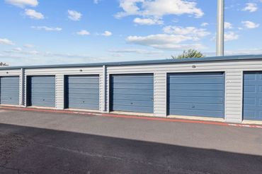FreeUp Storage Paris - 2405 Northeast Loop 286 Paris, TX 75460