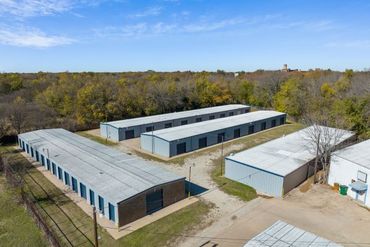 FreeUp Storage Terrell E. Moore Avenue - 1119 East Moore Avenue Terrell, TX 75160