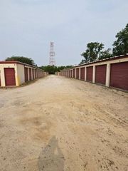 Grand Traverse Self Storage & UHaul - 2540 South Grand Traverse Street Flint, MI 48503