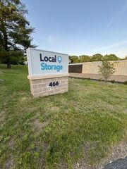 LocalStorage Woodbury - 466 Main Street North Woodbury, CT 06798