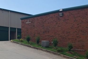 McFarland-400 Storage - 215 McFarland Parkway Alpharetta, GA 30004