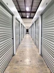 Metro Mini Storage- Highway 280 - 7036 Meadowlark Drive Birmingham, AL 35242