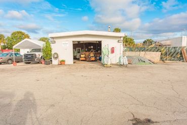 Mizner Storall of Boca 24/7 Storage - 120 NW Spanish River Boulevard Boca Raton, FL 33431