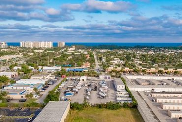 Mizner Storall of Boca 24/7 Storage - 120 NW Spanish River Boulevard Boca Raton, FL 33431