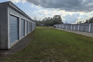 Ms. Lillian's Self-Storage - 4588 New School Road Blackshear, GA 31516