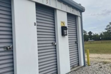 Ms. Lillian's Self-Storage - 4588 New School Road Blackshear, GA 31516