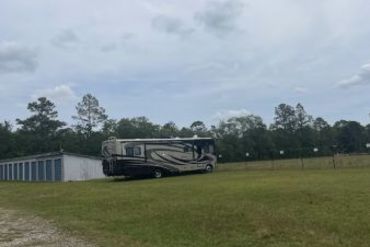 Ms. Lillian's Self-Storage - 4588 New School Road Blackshear, GA 31516