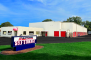 National Storage Livonia - 31465 West 8 Mile Road Livonia, MI 48152