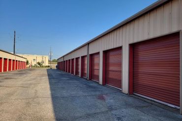 Perry Road Storage - 13635 Perry Road Houston, TX 77070