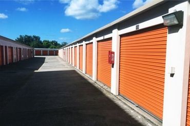 Public Storage - 108 W Main St Apopka, FL 32703