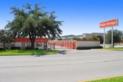 Public Storage - 3216 E Pioneer Pkwy Arlington, TX 76010