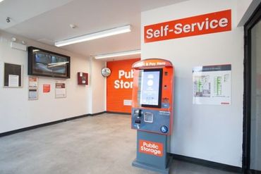 Public Storage - 5733 North Broadway St Chicago, IL 60660