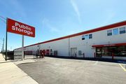 Public Storage - 5778 N Northwest Hwy Chicago, IL 60631