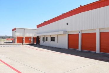 Public Storage - 11085 Walnut Hill Lane Dallas, TX 75238