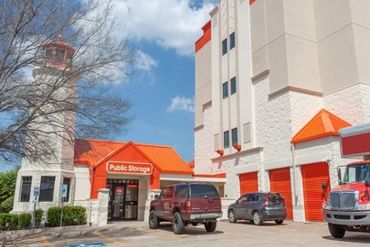 Public Storage - 1015 Henderson St Fort Worth, TX 76102