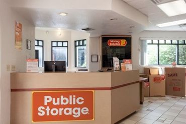 Public Storage - 1015 Henderson St Fort Worth, TX 76102