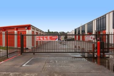 Public Storage - 10944 Millridge North Drive Houston, TX 77070