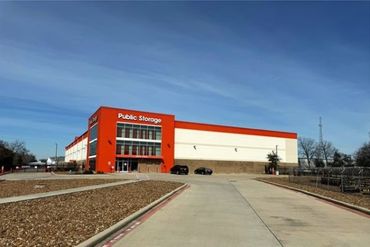 Public Storage - 13300 Hempstead Rd Houston, TX 77040