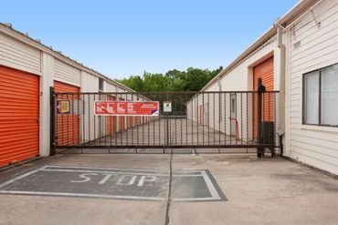 Public Storage - 5460 Addicks Satsuma Road Houston, TX 77084