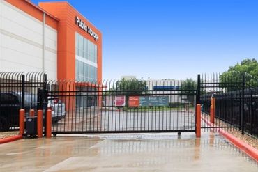 Public Storage - 8555 Larkwood Drive Houston, TX 77074