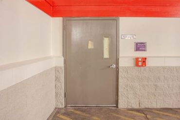 Public Storage - 1949 E Camelback Rd #21 Phoenix, AZ 85016