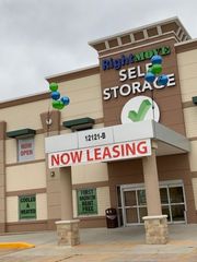 Right Move Storage - Royal Oaks - 12121 Westheimer Road Houston, TX 77077
