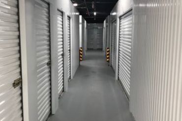 Right Move Storage - Royal Oaks - 12121 Westheimer Road Houston, TX 77077