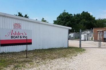 Right Move Storage- Champions Boat, Vehicle, & Trailer - 7103 Cockrum Boulevard Houston, TX 77066