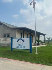 Rodeo Self Storage - 3090 West San Antonio Street New Braunfels, TX 78130