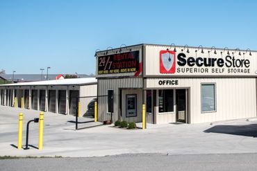 SecureStore Lewisburg - 135 Maple Carriage Drive Lewisburg, WV 24901